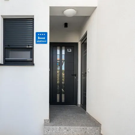 Mea Tia Seaside Apartmán