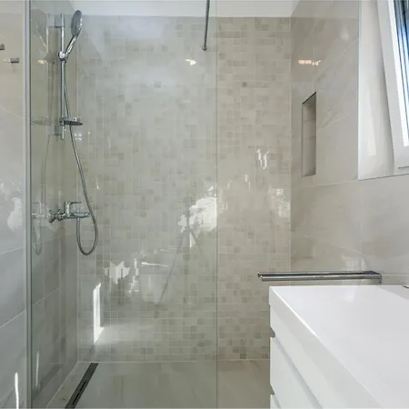 Mea Tia Seaside Apartmán *